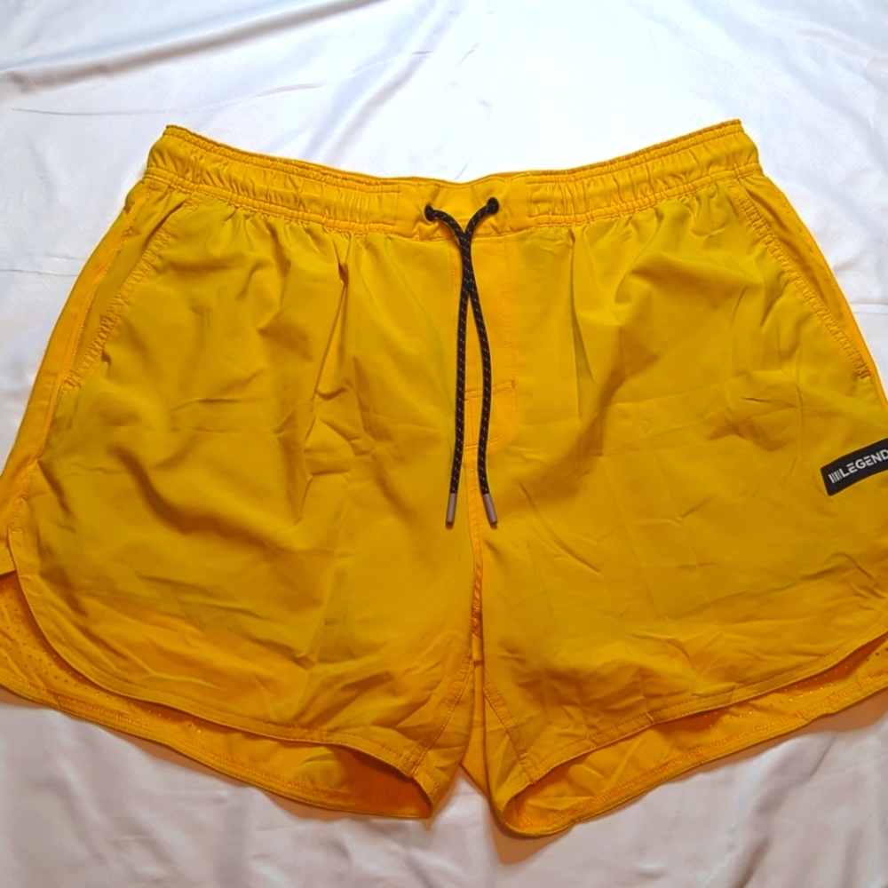 Legends Shorts Men's XL Extra Large Yellow Cross Fit Training Gym Running Lined.